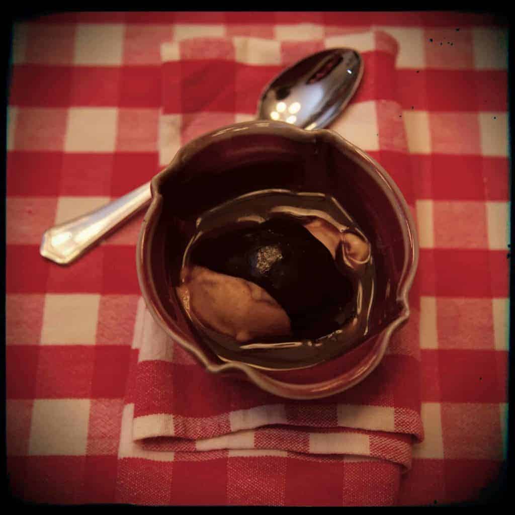 Affogato With Chocolate Sauce